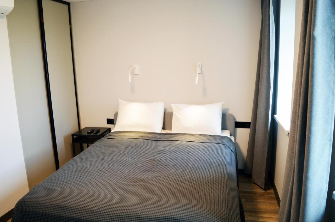 Baltas Gandras Hotel Naisiai Bagian luar foto