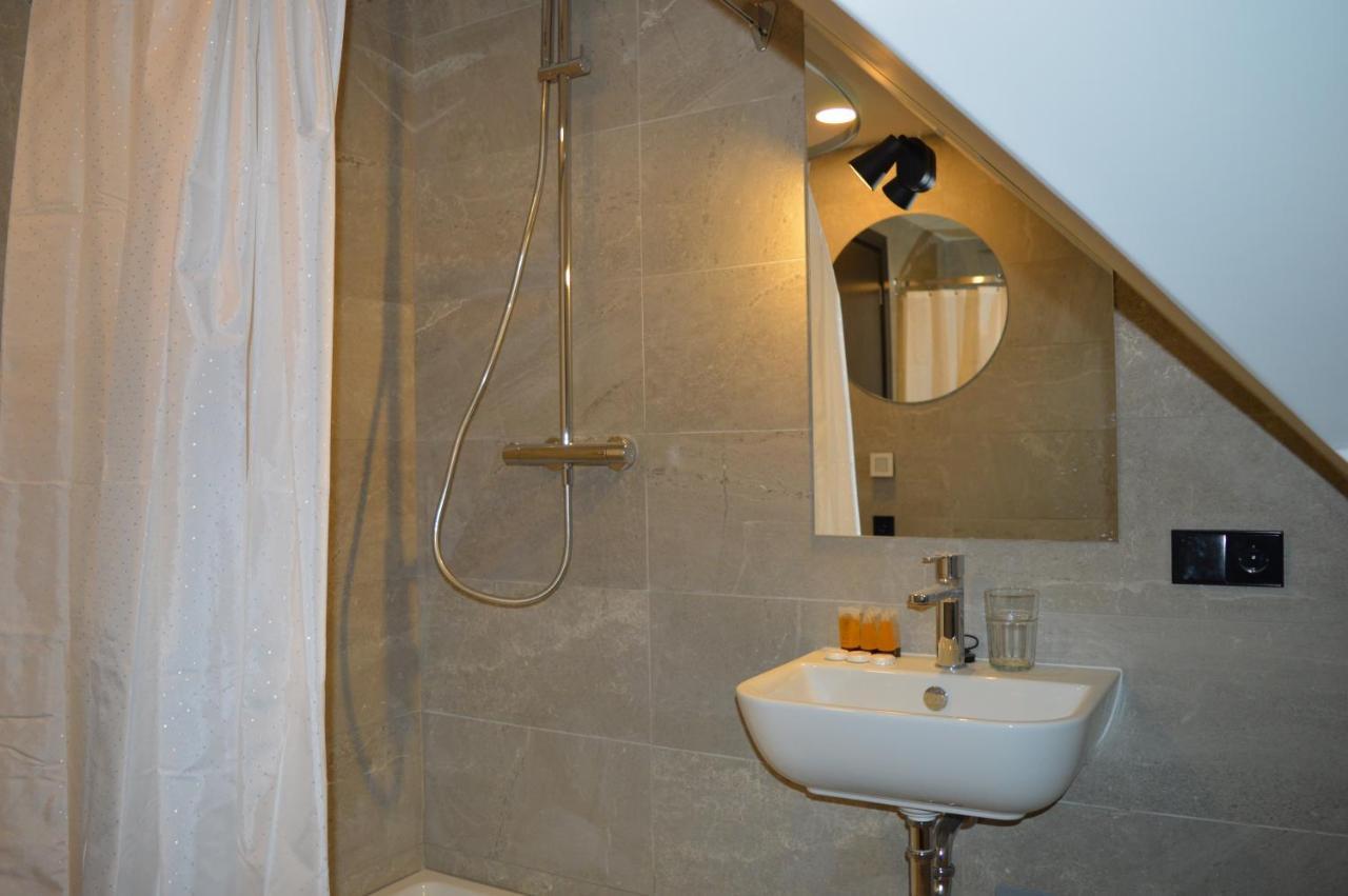 Baltas Gandras Hotel Naisiai Bagian luar foto